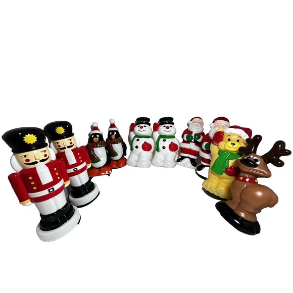 Vintage Empire Blow Mold Christmas 9